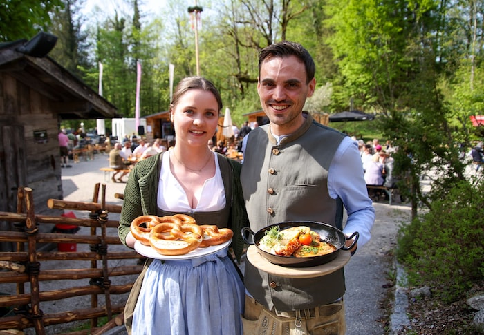 Fürs leibliche Wohl sorgten Restaurant-Leiterin Christin Gradenegger und Küchenchef Jeremias ...