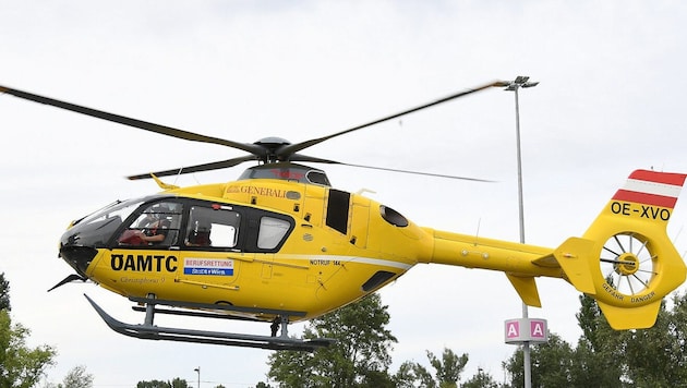 Der „C 15“ brachte den Verletzten nach Amstetten