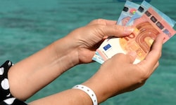 Um einen Euro kann man in einigen Urlaubsländern mehr kaufen als in Österreich. Das gilt heuer ...