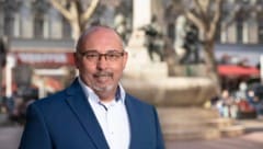 Peter Jagsch (54) von der SPÖ steht seit 2022 Hernals vor.   (Bild: BV17)