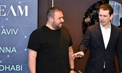Von links: Dream Security-Gründer Shalev Hulio und Ex-Kanzler Sebastian Kurz