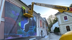 Die Fassaden am Bleiburger Hauptplatz wurden wieder kunstvoll verziert. 