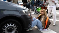 Laut der Menschenrechtsorganisation werde gegen Demonstranten Politik gemacht. (Bild: AFP/JOE KLAMAR)