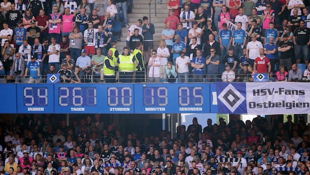 Fast 55 Jahre in der höchsten Spielkasse – am 12. Mai 2018 blieb die Uhr, welche die Ligazugehörigkeit anzeigte, beim HSV jedoch stehen. (Bild: GEPA)