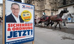Sein Politprojekt ist am Ende. Heinz-Christian Strache will es abwickeln. Die zwei Bezirksräte ...