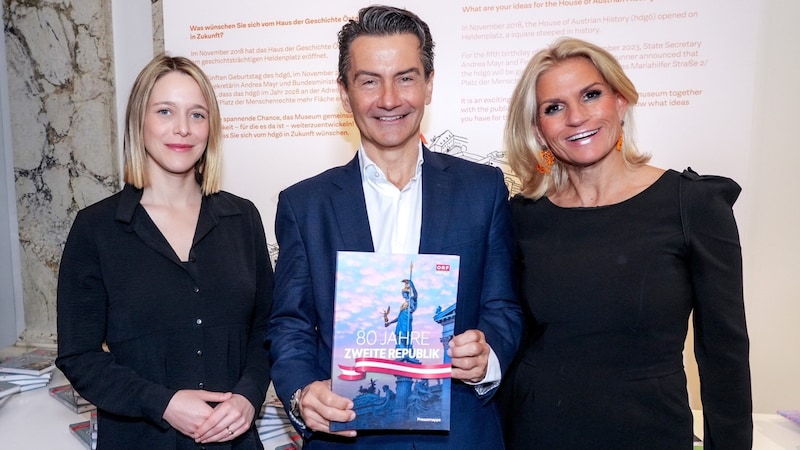 Mariella Gittler, Roland Weißmann (ORF-Generaldirektor), Kathrin Zierhut-Kunz (kaufmännische Geschäftsführerin ORF 3). (Bild: ORF)
