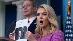 „Das ist eine feindliche und politische Aktion von Amazon“, hatte zuvor Karoline Leavitt, Pressesprecherin des Weißen Hauses, gesagt. (Bild: AP/Manuel Balce Ceneta)