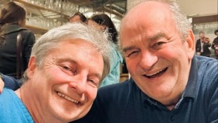 Edelfan Alfred Dorfer mit Austria-Ikone Herbert Prohaska (Bild: Alfred Dorfer)
