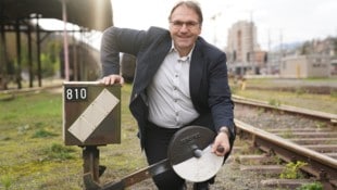 Das Land ist gefordert, die Krise nicht weiter zu verschärfen, meint ÖGB-Chef Stemmer. Reinhard Stemmer will Druck von Arbeitnehmern nehmen. (Bild: Philipp Vondrak)