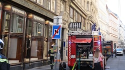 Die Feuerwehr stieß im Zuge von Löscharbeiten in einem Keller in der Spiegelgasse auf den toten ...