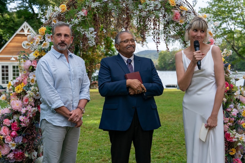 Zum 25. Hochzeitstag überrascht Anne (Kenney-Silver) ihren Ehemann Nick (Carell) mit einer Erneuerung ihrer Ehegelübde. Doch der hat andere Pläne für seine Zukunft. (Bild: Jon Pack)