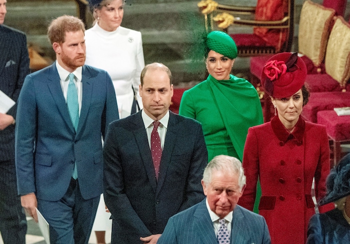 Prinz Harry will sich mit seinem Bruder William und seiner Schwägerin Kate sowie seinem Vater ...