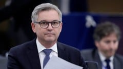 EU-Migrationskommissar Magnus Brunner hat den nächsten Job an Land gezogen. (Bild: EPA/RONALD WITTEK)