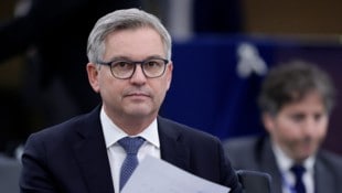 EU-Migrationskommissar Magnus Brunner hat den nächsten Job an Land gezogen. (Bild: EPA/RONALD WITTEK)