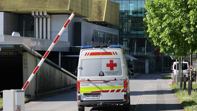 Bei Krankentransporten gibt es künftig Selbstbehalte.  (Bild: Jauschowetz Christian)