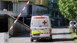Bei Krankentransporten gibt es künftig Selbstbehalte.  (Bild: Jauschowetz Christian)