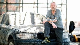Flatz, Documenta-Künstler, präsentiert erstmals seine provokante Kunst in Linz (Bild: Horst Einöder/Flashpictures)
