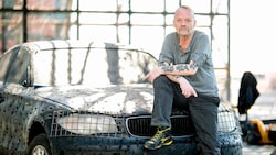 Flatz, Documenta-Künstler, präsentiert erstmals seine provokante Kunst in Linz (Bild: Horst Einöder/Flashpictures)