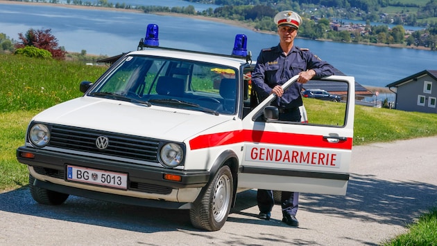 Letzte Streife für den Obertrumer Dorfgendarm Hannes Moser. Nach 27 Jahren verabschiedet er sich in die Pension. (Bild: Markus Tschepp)