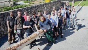 Für die 20-köpfige Landjugend-Crew hat die Zeit des Maibaumstehlens den Stellenwert einer 5. Jahreszeit. (Bild: Mader Klaus Fotografie)