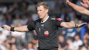 Schiedsrichter Markus Hameter (Bild: APA/DIETMAR STIPLOVSEK)