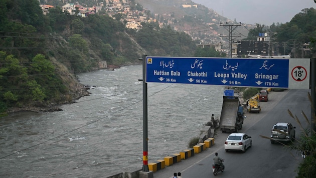 Angespannte Stimmung in Muzaffarabad, der Hauptstadt des teilautonomen Gebietes Azad Kashmir (Bild: AFP/FAROOQ NAEEM)