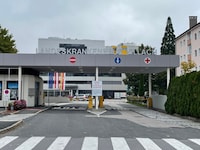 Die beiden Geretteten wurden ins LKH Villach gebracht. (Bild: Fister Katrin)