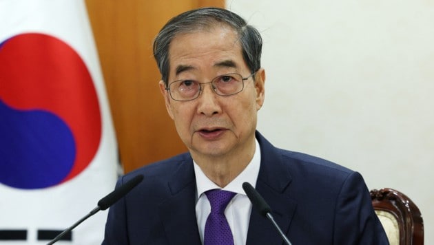 Südkoreas Übergangspräsident Han Duck-soo ist einen Monat vor den Neuwahlen von seinem Amt zurückgetreten. (Bild: EPA/YONHAP / POOL)