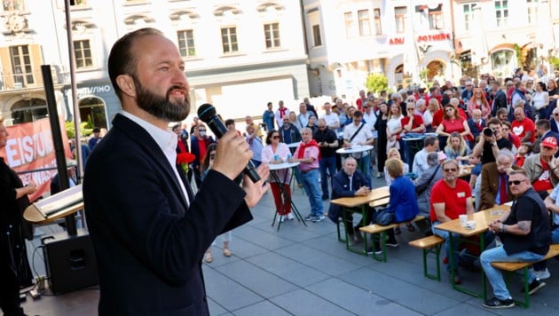 Max Lercher will die SPÖ wieder klar als „Arbeiterpartei“ positionieren. (Bild: Jauschowetz Christian)