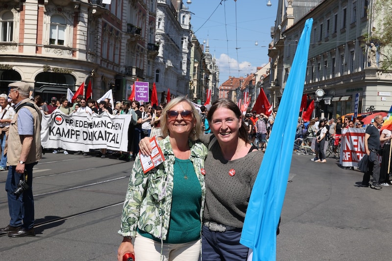 Claudia Klimt-Weithaler und Elke Kahr (Bild: Jauschowetz Christian)