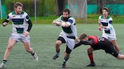 Clemens Zavarsky (Mitte) feiert mit 41 sein Debüt für das Rugby-Nationalteam. (Bild: Ronald Wurwal)