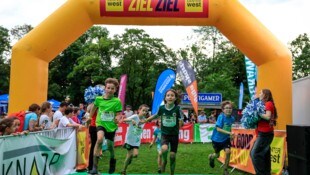 Zwei Kilometer und zahlreiche Hindernisse gilt es zu überwinden.