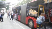 In einem Bus der Innsbrucker Verkehrsbetriebe passierte der Unfall. (Symbolbild) 