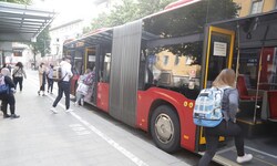 In einem Bus dieser Bauart ereignete sich der Zwischenfall. Das Opfer ist von dem Vorfall noch ...