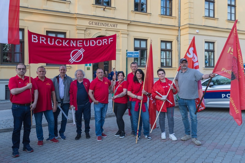 Fackelzug Bruckneudorf/ Bruck (Bild: RADLSPAECK@GMAIL.COM)