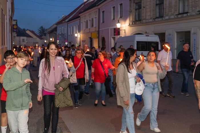 Fackelzug Bruckneudorf/ Bruck