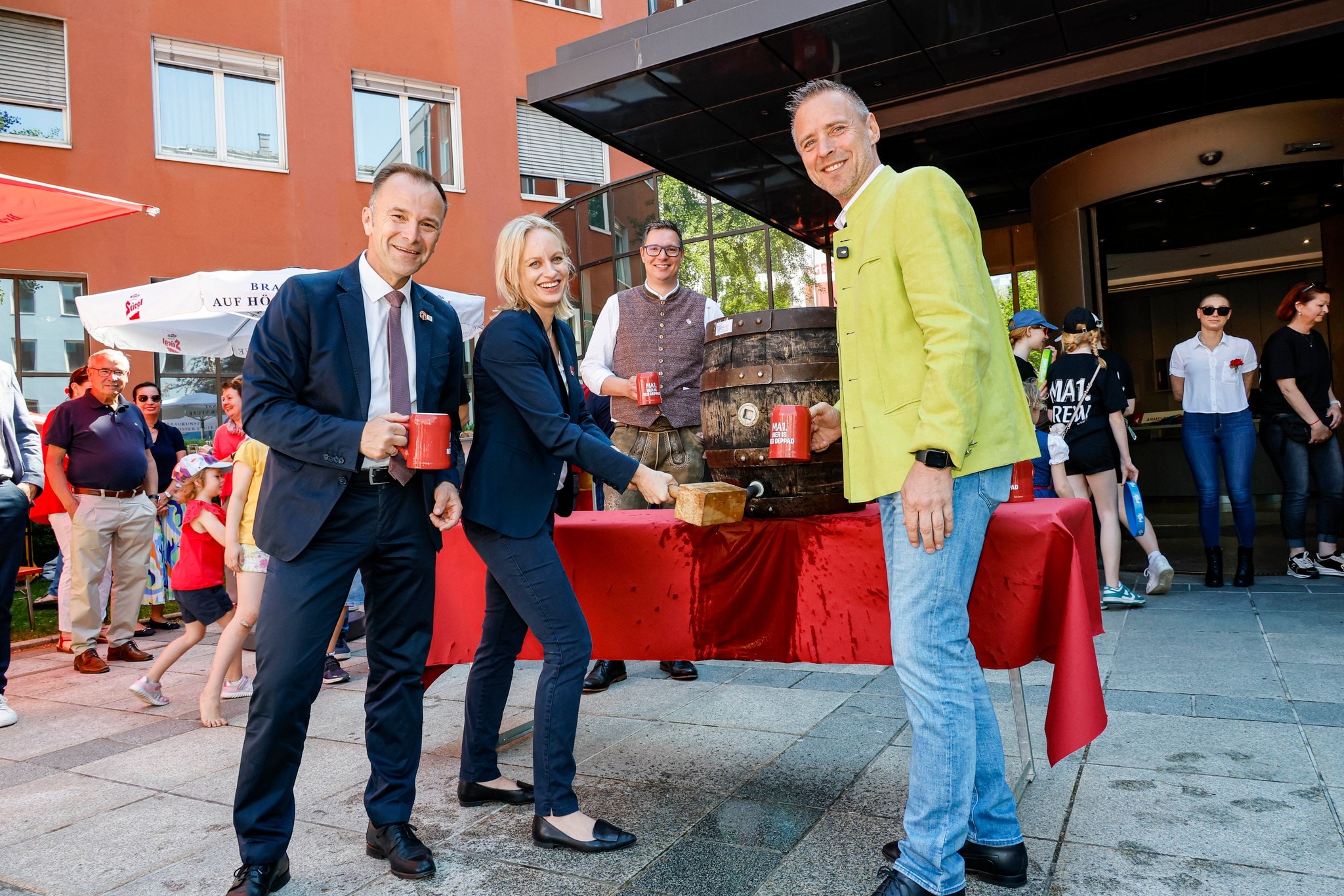 Auinger, Schmidt, Huber und Eder (v.li.) standen am 1. Mai den Genossen vor. (Bild: Markus Tschepp) Auinger, Schmidt, Huber und Eder (v.li.) standen am 1. Mai den Genossen vor. (Bild: Markus Tschepp)