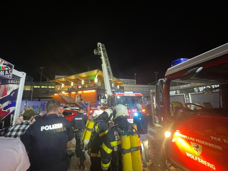 Die Feuerwehr rückte an. (Bild: Elena Überbacher)
