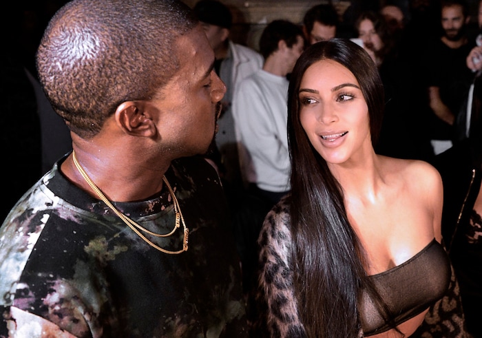 Kim Kardashian gibt zu, sie habe in der Ehe mit Kanye West ein wenig am „Stockholm-Syndrom“ ...