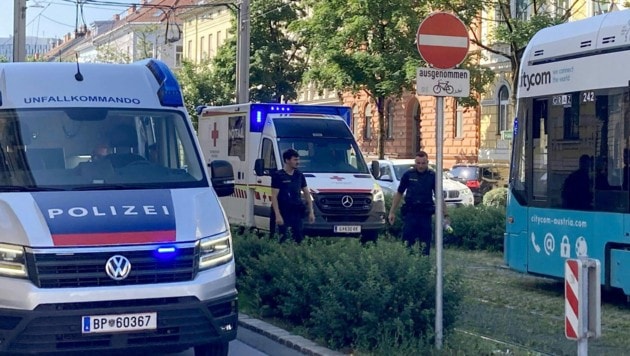 Straßenbahnunfall in der Grazer Hötzendorfstraße (Archivbild) (Bild: KARIN ZEHETLEITNER)