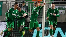 Ludogorez Rasgrad hat sich zum 14. Mal in Folge zum bulgarischen Fußball-Meister gekürt. (Bild: AFP/APA/Nikolay DOYCHINOV)