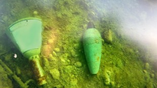 Eine Sprenggranate und eine Panzerfaust wurde von den Tauchern entdeckt. (Bild: LPD Wien)