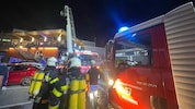 Drei Feuerwehren mit Einsatzfahrzeugen waren vor Ort: FF Wolfsberg, FF St.Johann und FF St.Stefan.  (Bild: Elena Überbacher)