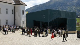 Der Pavillon steht in der Nähe der Basilika