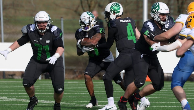 Bei den Ducks hakt es vor allem noch in der Offense. (Bild: Tröster Andreas)