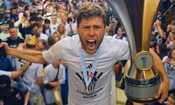 WAC-Kapitän Dominik Baumgartner jubelte lautstark.