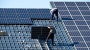 Der PV-Boom ist nach dem Ende der Förderungen abgeflacht, doch oft ist zuviel grüner Strom im ...