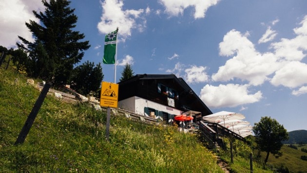 Auf 1525 Metern Seehöhe, malerisch am südlichen Rand des Tennengebirges. (Bild: Söldenhütte)