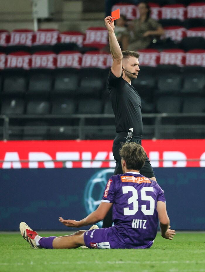 Matteo Kitz sah die Rote Karte.