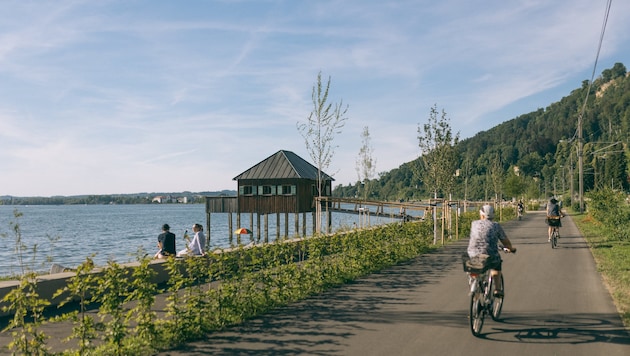 Auch entlang der Pipeline wird am Abend regelmäßig gefeiert.  (Bild: Kirstin Tödtling/Vorarlberg Tourismus)